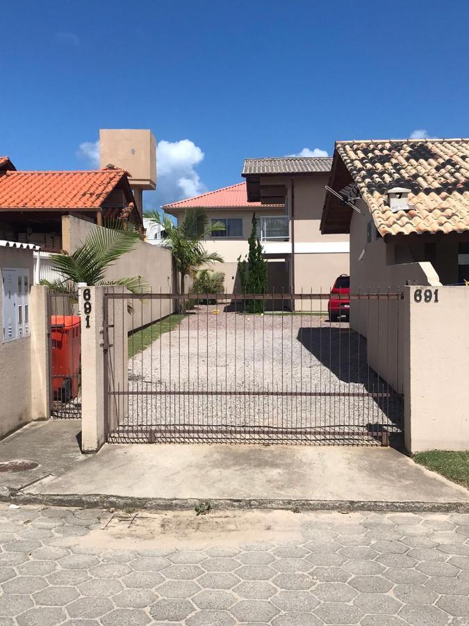 Apartamentos Na Praia Do Campeche De Um Quarto!!! Florianópolis Esterno foto
